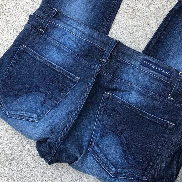 ROCK & REPUBLIC Straight Leg Jeans Women's 12 Blue Denim Mid Rise Dark W…​ - Picture 5 of 8